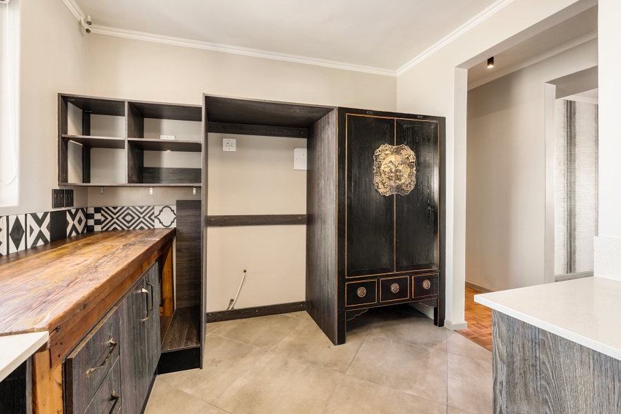 To Let 2 Bedroom Property for Rent in Sea Point Western Cape
